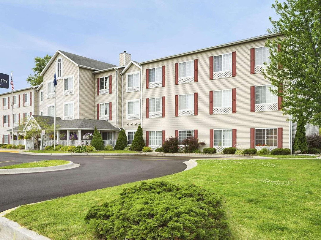 Country Inn & Suites by Radisson, Grand Rapids Airport, MI