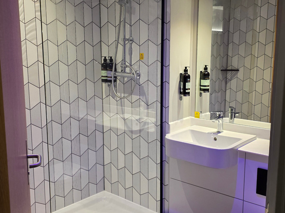 Premier Inn Luton (Airport) hotel主图