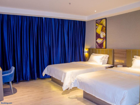 7 Days Premium Hotel (Yunan)