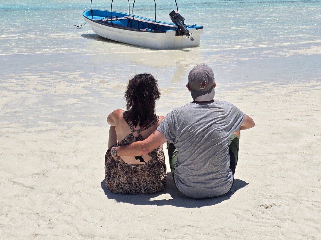 Captain Lucho-姆内巴必去景点