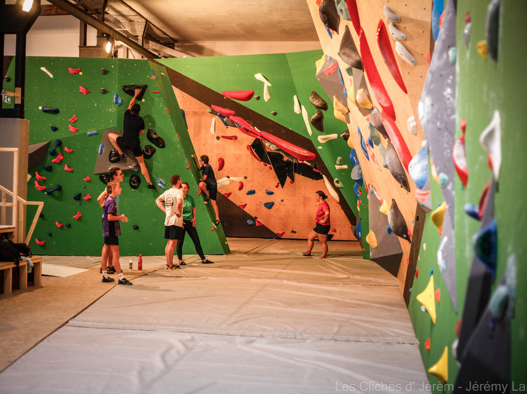 Hop'n Bloc - Salle D'escalade-Saint-Etienne-les-Remiremont必去景点