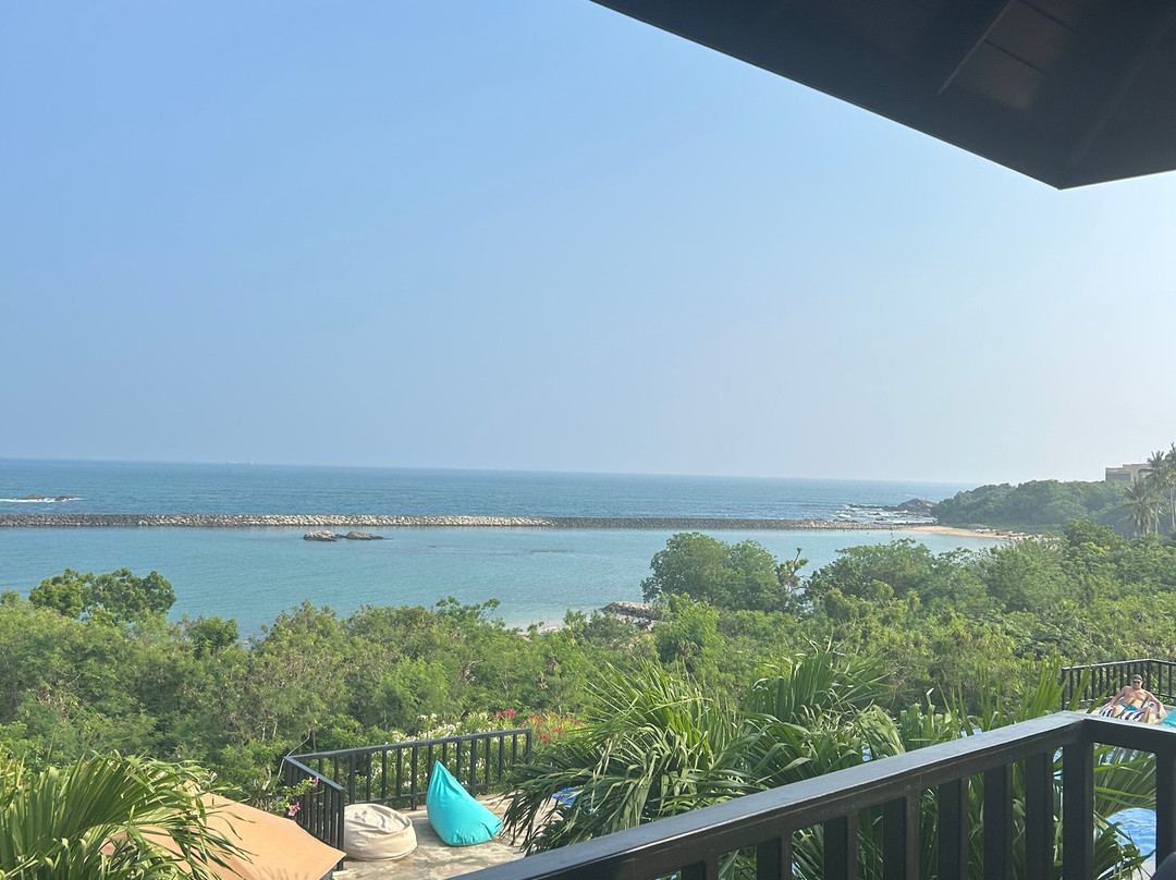 安纳塔亚海滩酒店主图