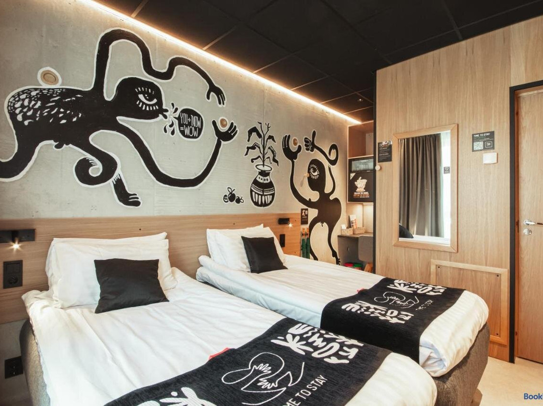 Time Hotel