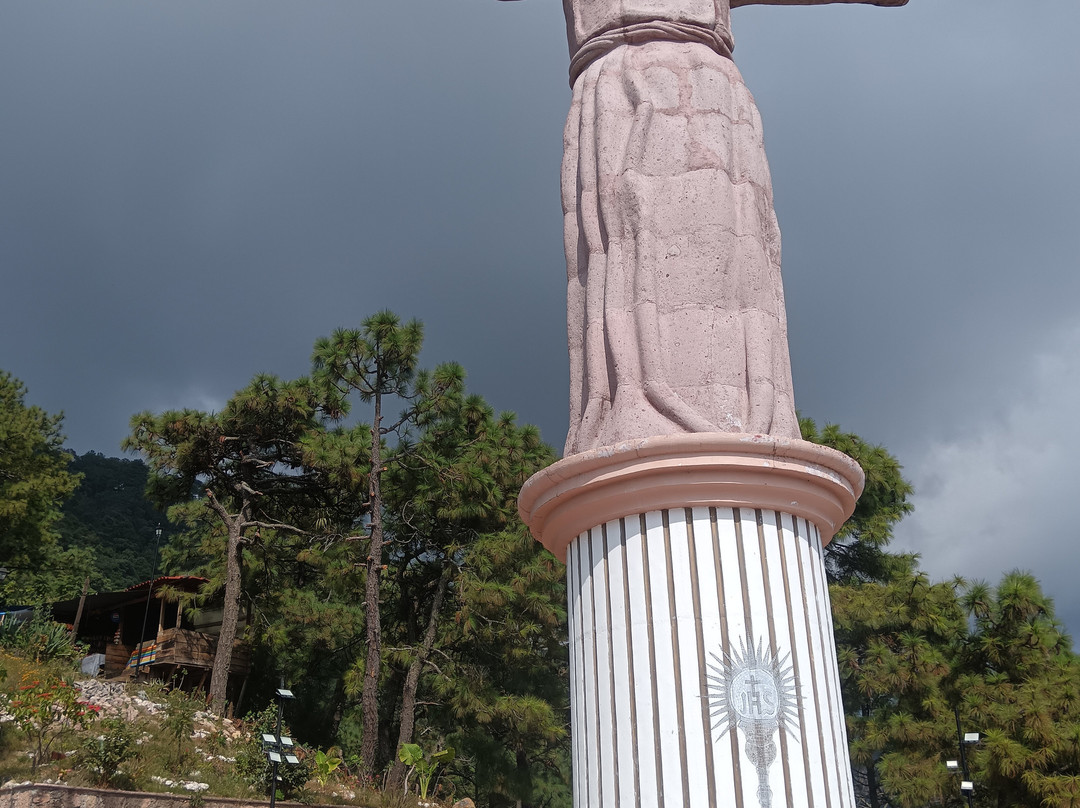 Mercado de Plata ó Tianguis Sabatino-塔斯科必去景点