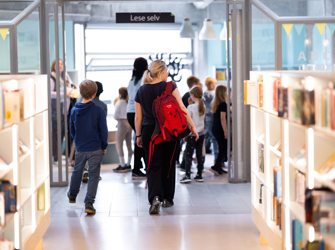 Solvberget Bibliotek Og Kulturhus-斯塔万格必去景点