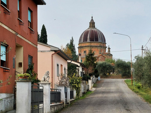 Tempio di Santo Stefano della Vittoria-Pozzo della Chiana必去景点