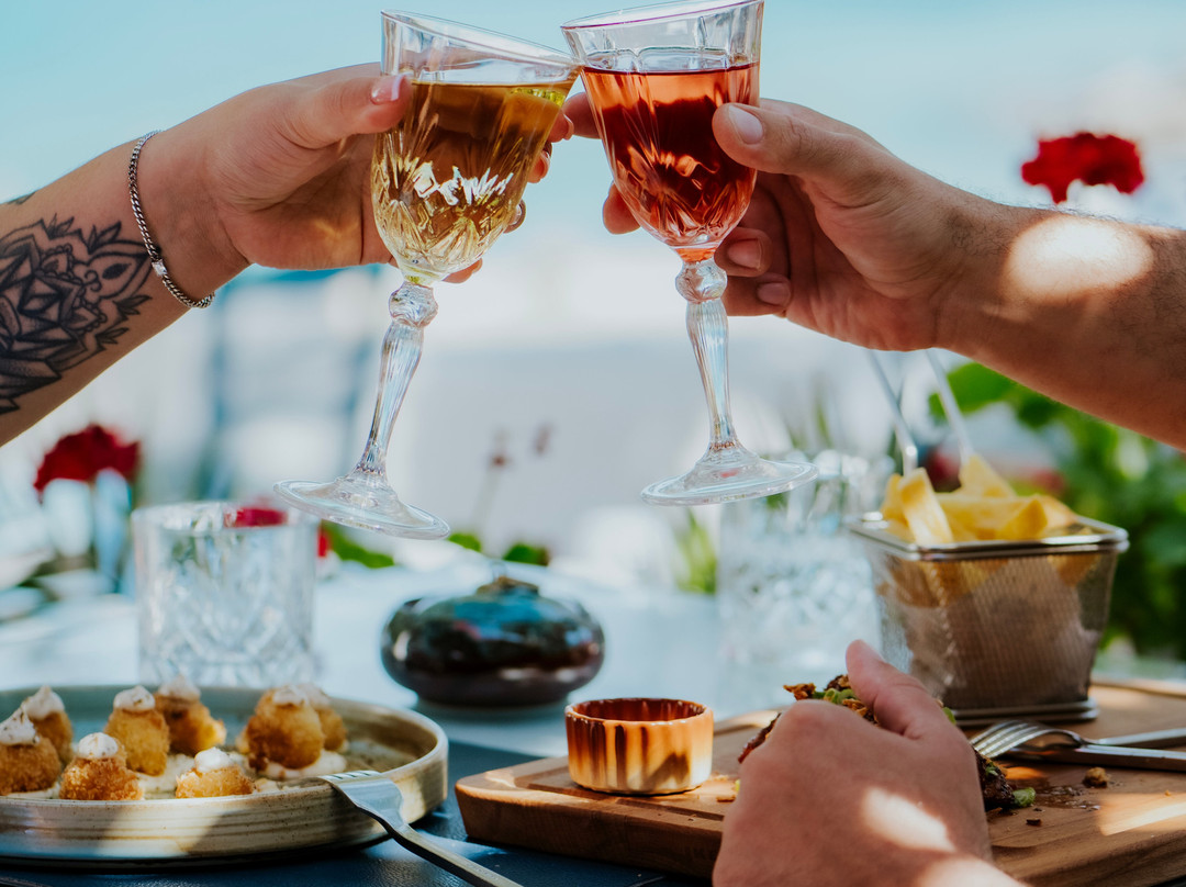 Poseidon Blue Gastronomy Hotel主图