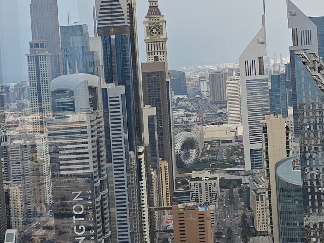 Sky Views Observatory-迪拜必去景点