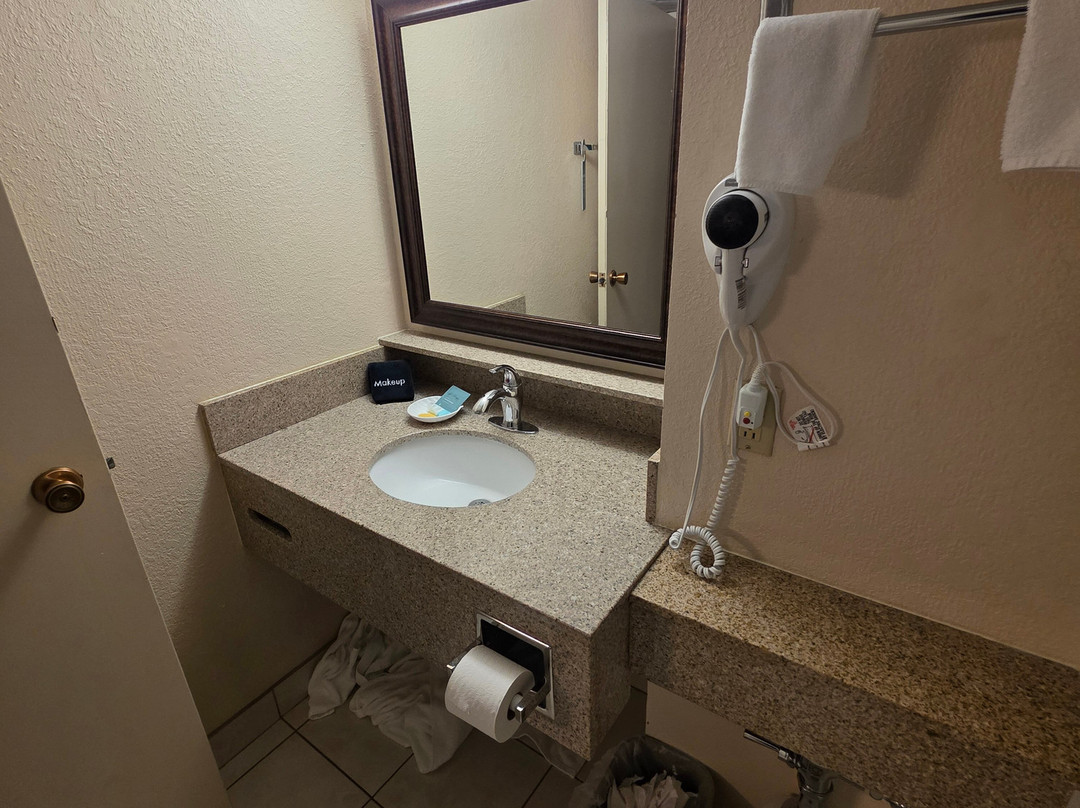 Everspring Inn主图