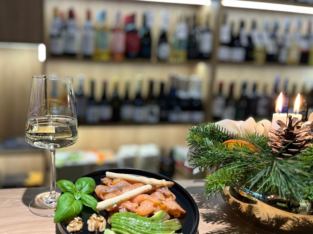 Velvet Vine Gastro Wine Bar & Wine shop