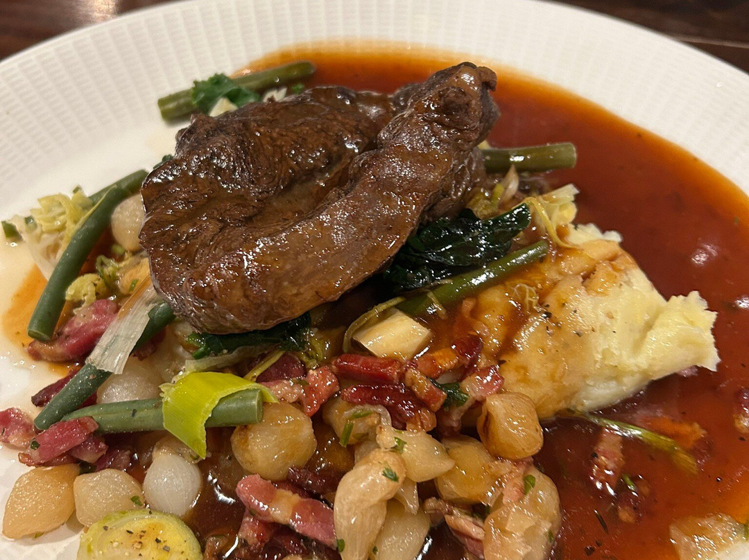 The Crown & Thistle主图