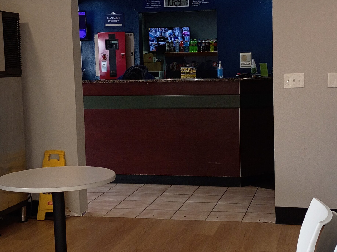 Microtel Inn & Suites主图