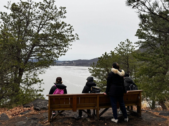 Little Stony Point-冷泉必去景点