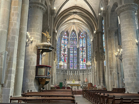 圣纳泽尔大教堂-卡尔卡松必去景点