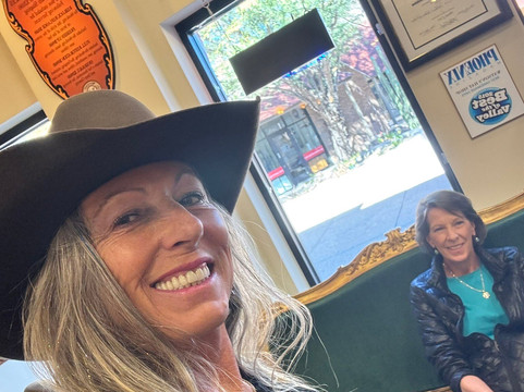 Watson's Hat Shop-洞溪必去景点