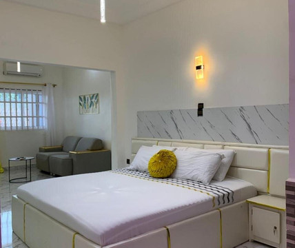 Okpèyèmi guest house