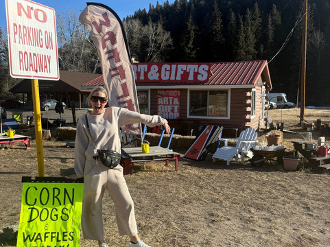 Fun & Funky Art Gallery and Gifts-Bailey必去景点