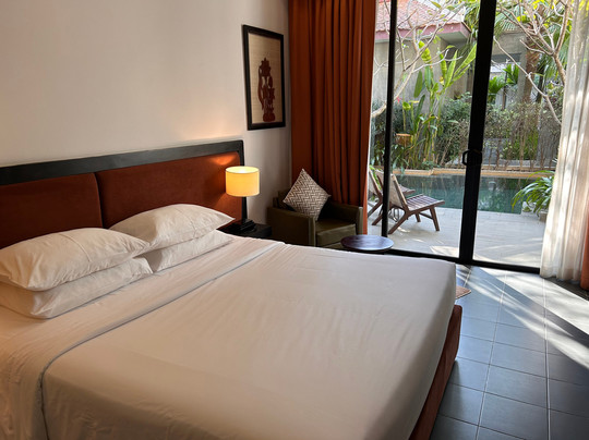 Eightfold Urban Resort主图