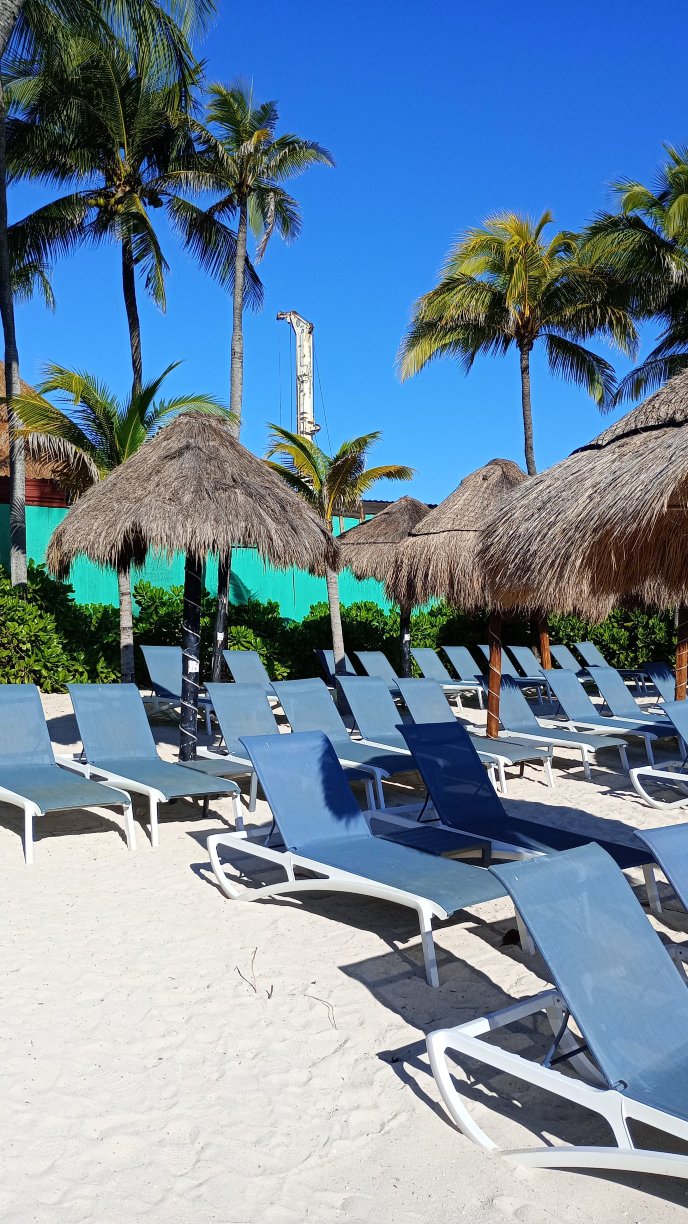 卡泰罗尼亚全功能酒店-泳池