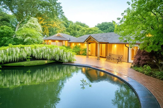 Pinetum Gardens主图