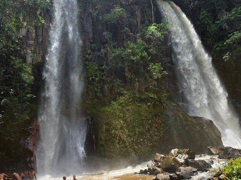 Cachoeira E Cervejaria Breeze-Cajuru必去景点