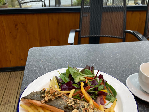 拜伯里鳟鱼养殖场-拜伯里必去景点