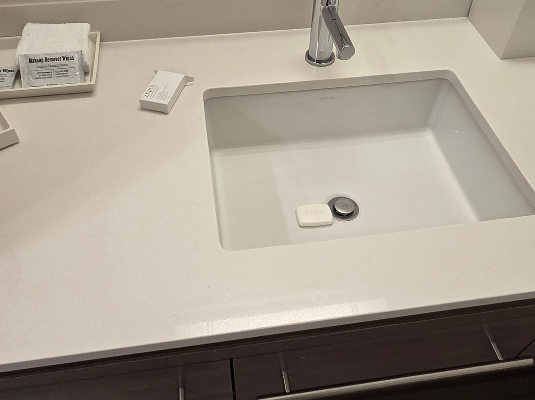 孟菲斯南海文希尔顿Home2套房酒店主图