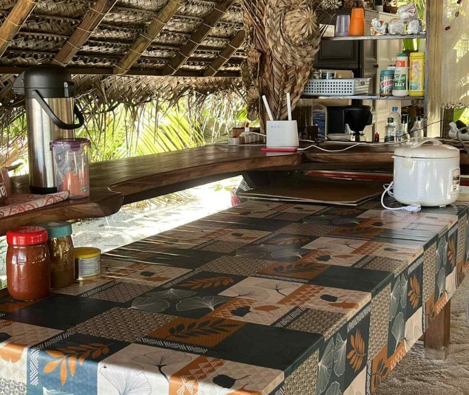 Motu ATAHIRI Camping