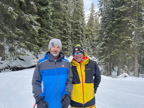 "Park Hotel Ela"主图