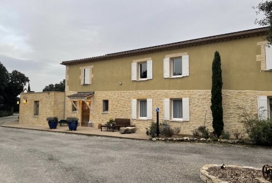 洛吉斯格里尼昂城堡酒店及橡树林餐厅-官方