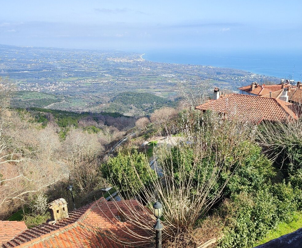 克里尔考斯公寓主图