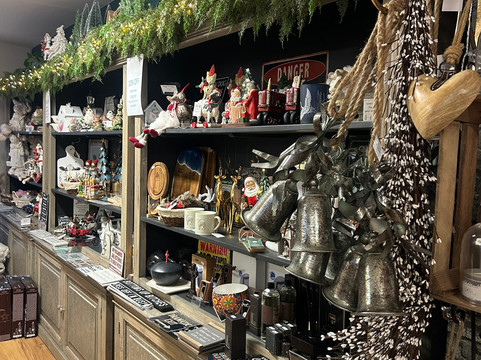 Peggi Browne Interiors-Athenry必去景点