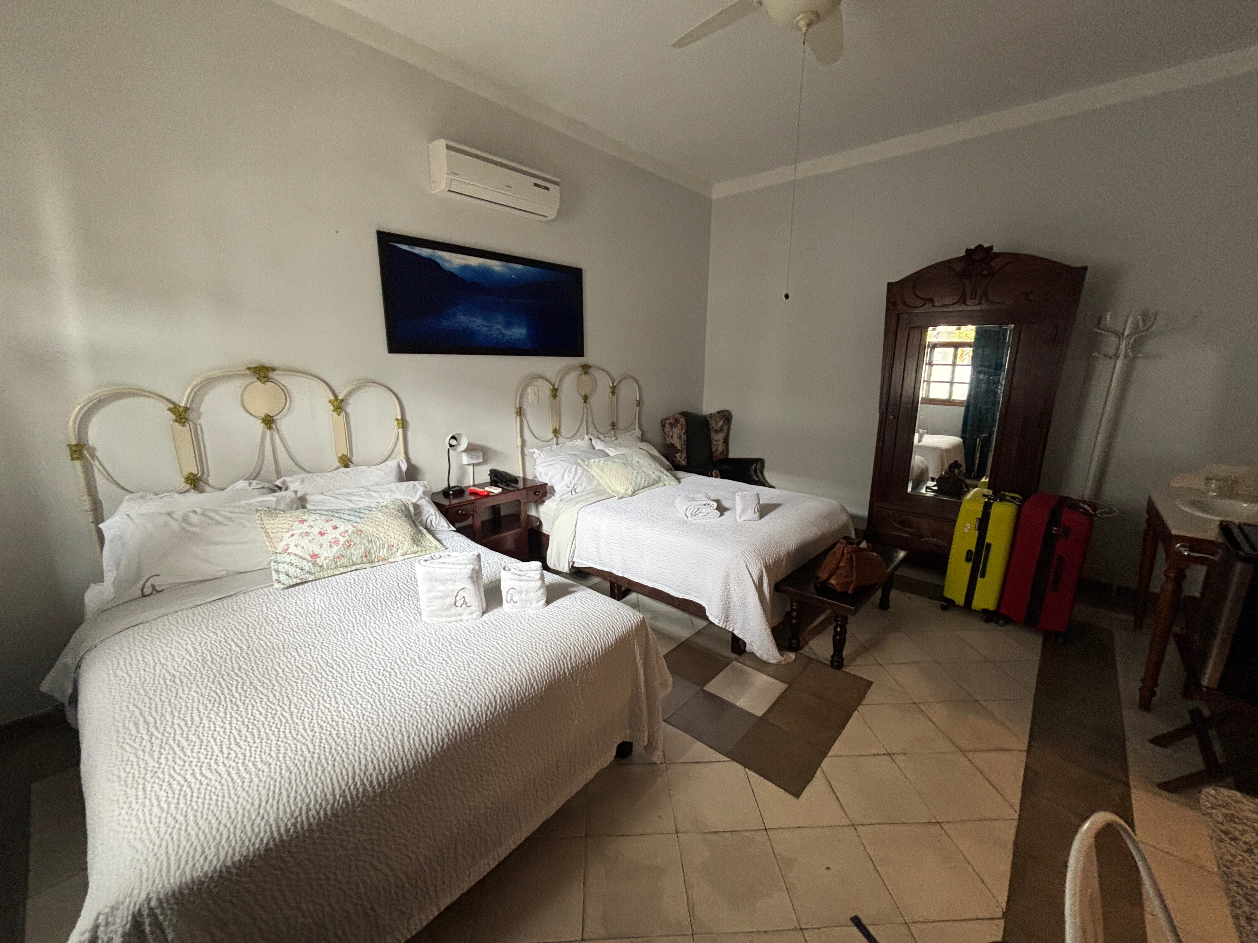 唐阿方索酒店-客卧