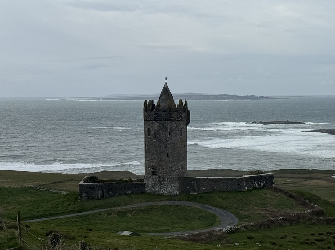 Corporate Cars Galway Chauffeurs-戈尔韦必去景点