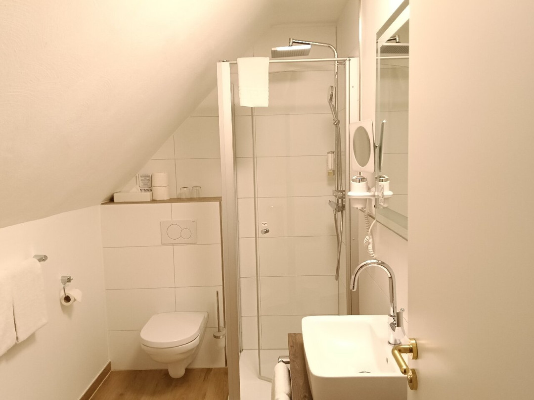 施皮特酒店主图