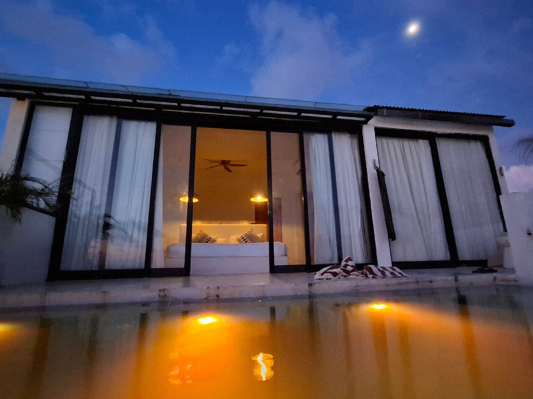 白鹅精品酒店主图