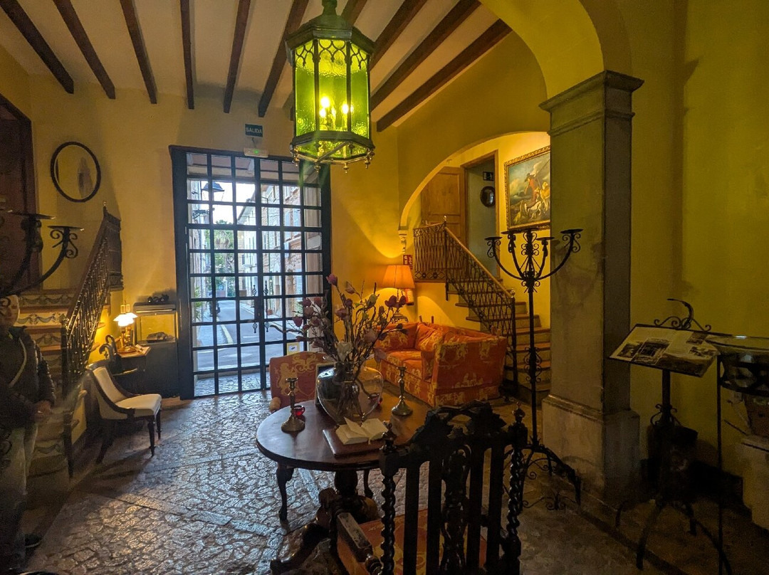 萨尔威亚酒店主图