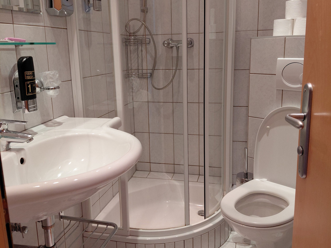 特劳贝阿克提夫酒店主图