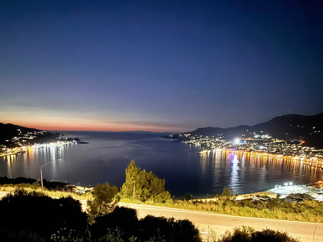 Samos Outdoors-Samos Town必去景点
