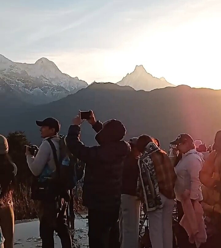 The Sunny Hotel主图