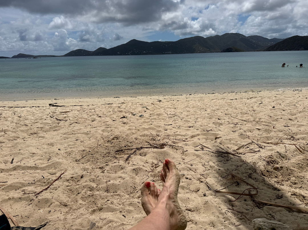 Hansen Bay Beach-East End必去景点