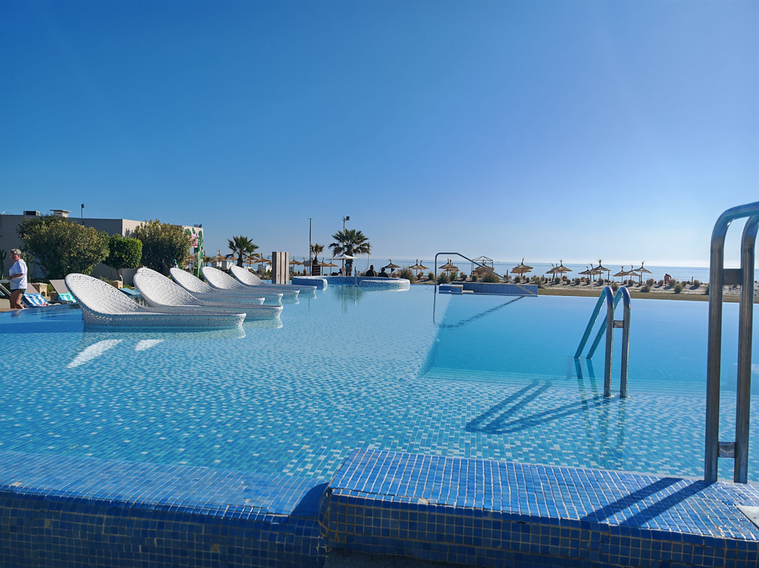 坎塔欧伊海湾伊贝罗斯塔选择酒店主图