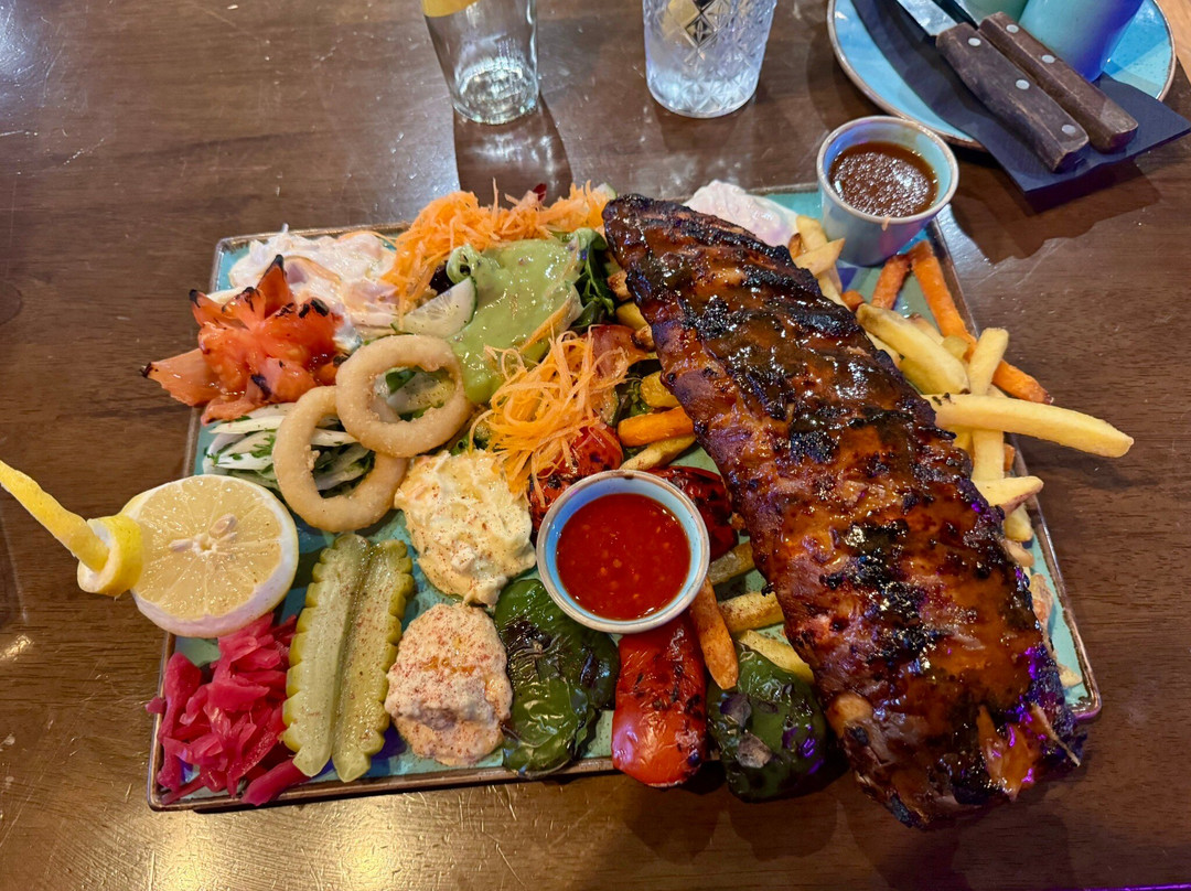 Se7en Grill & Bar