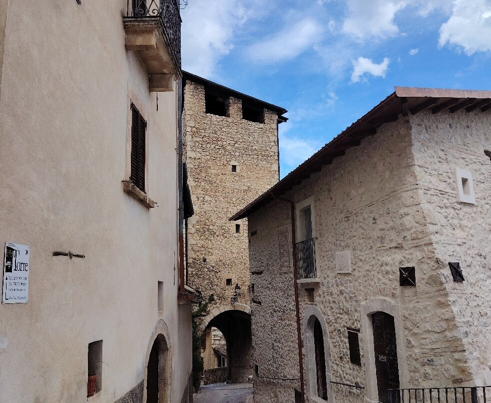 Borgo Medievale di Fontecchio-Fontecchio必去景点