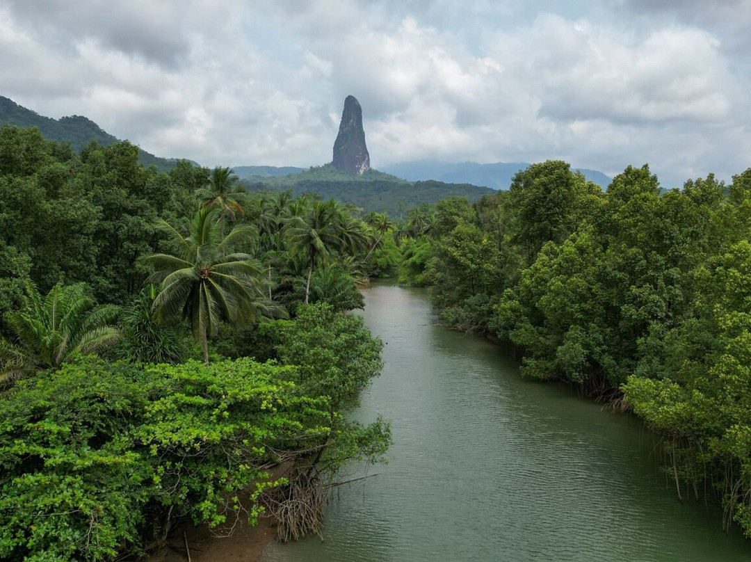 Pico Cão Grande-圣多美必去景点