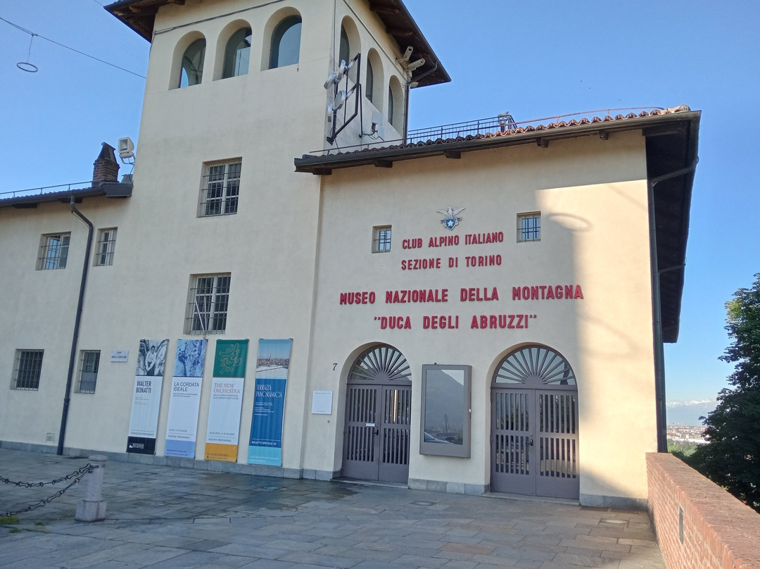 Chiesa di Santa Maria del Monte dei Cappuccini-都灵必去景点