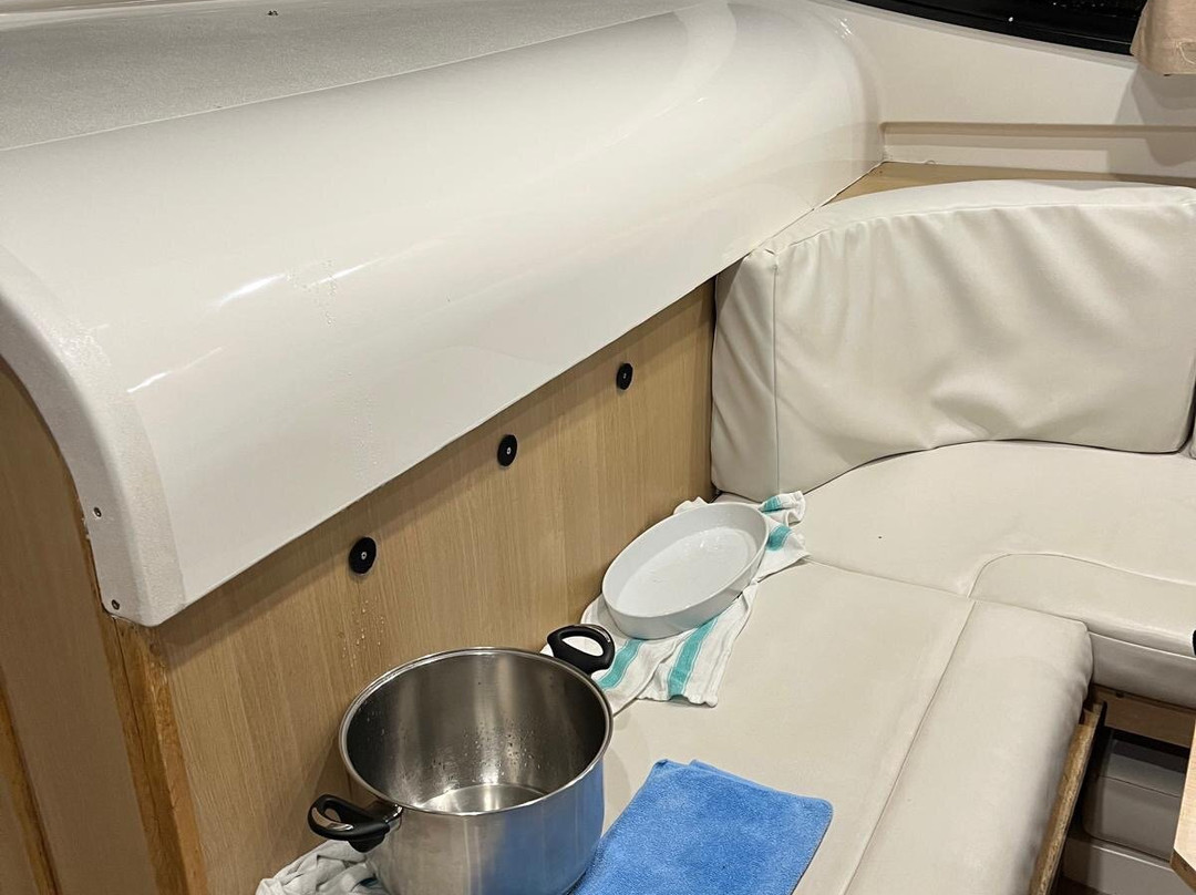 Le Boat - London (Chertsey)-彻特西必去景点