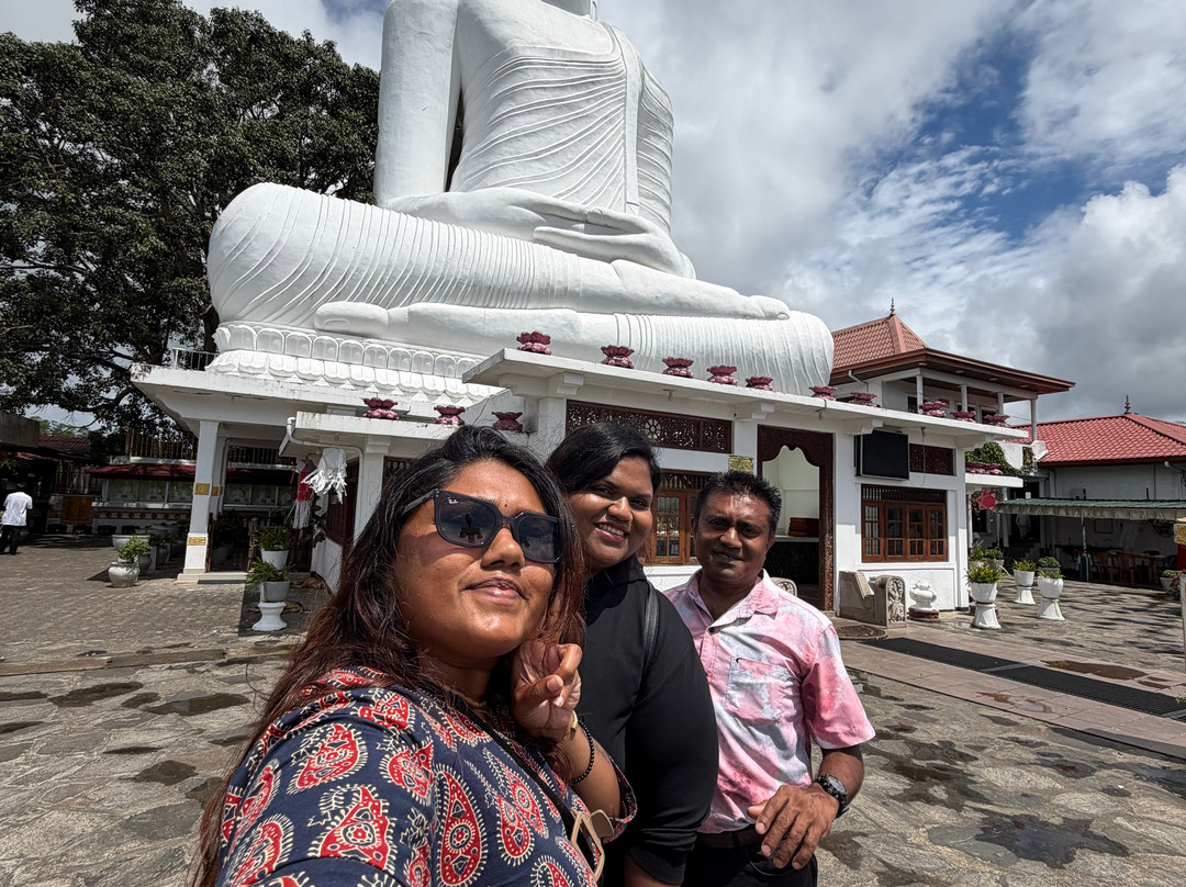 Looking Sri Lanka Tours-佩拉德尼亚必去景点
