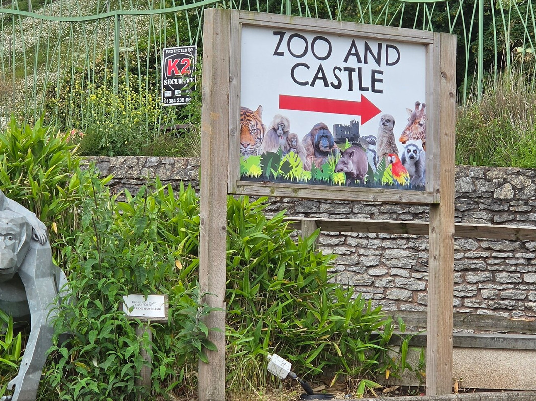 Dudley Zoo and Castle-Dudley必去景点