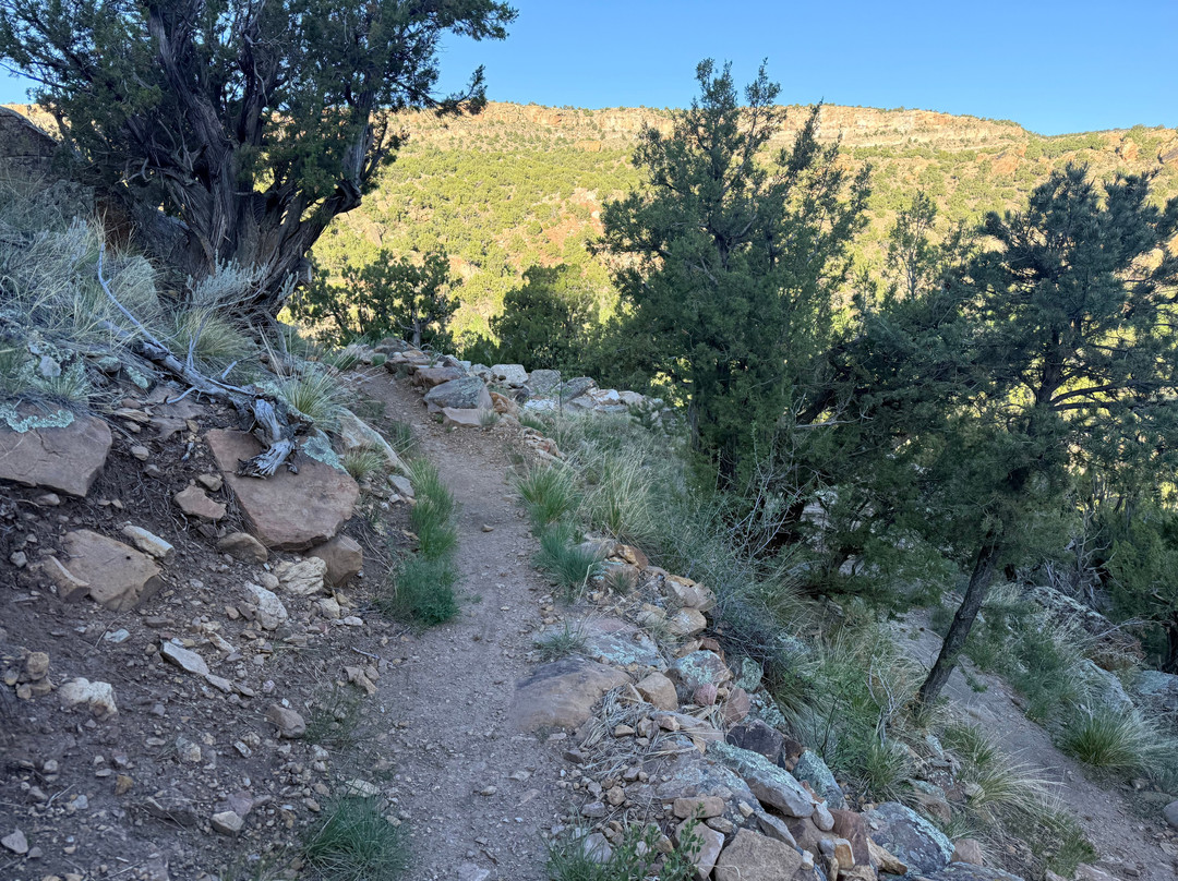 Oil Well Flats Trail System-卡农城必去景点